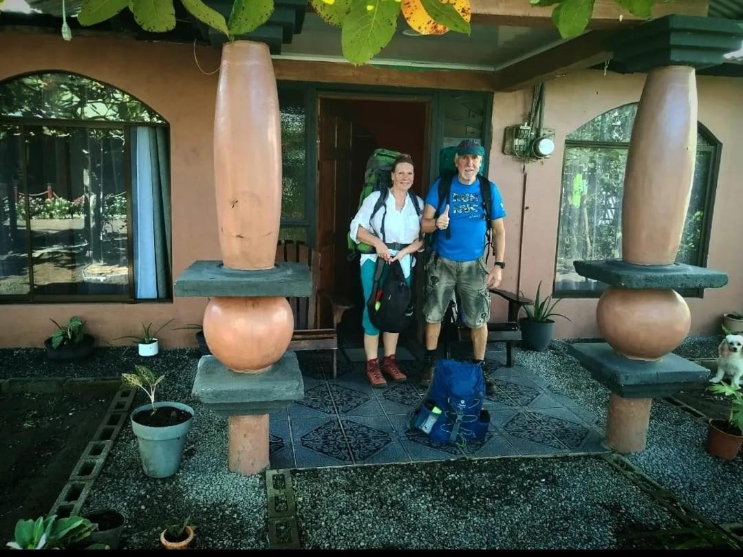 Micheck Beach House Tortuguero Exterior foto